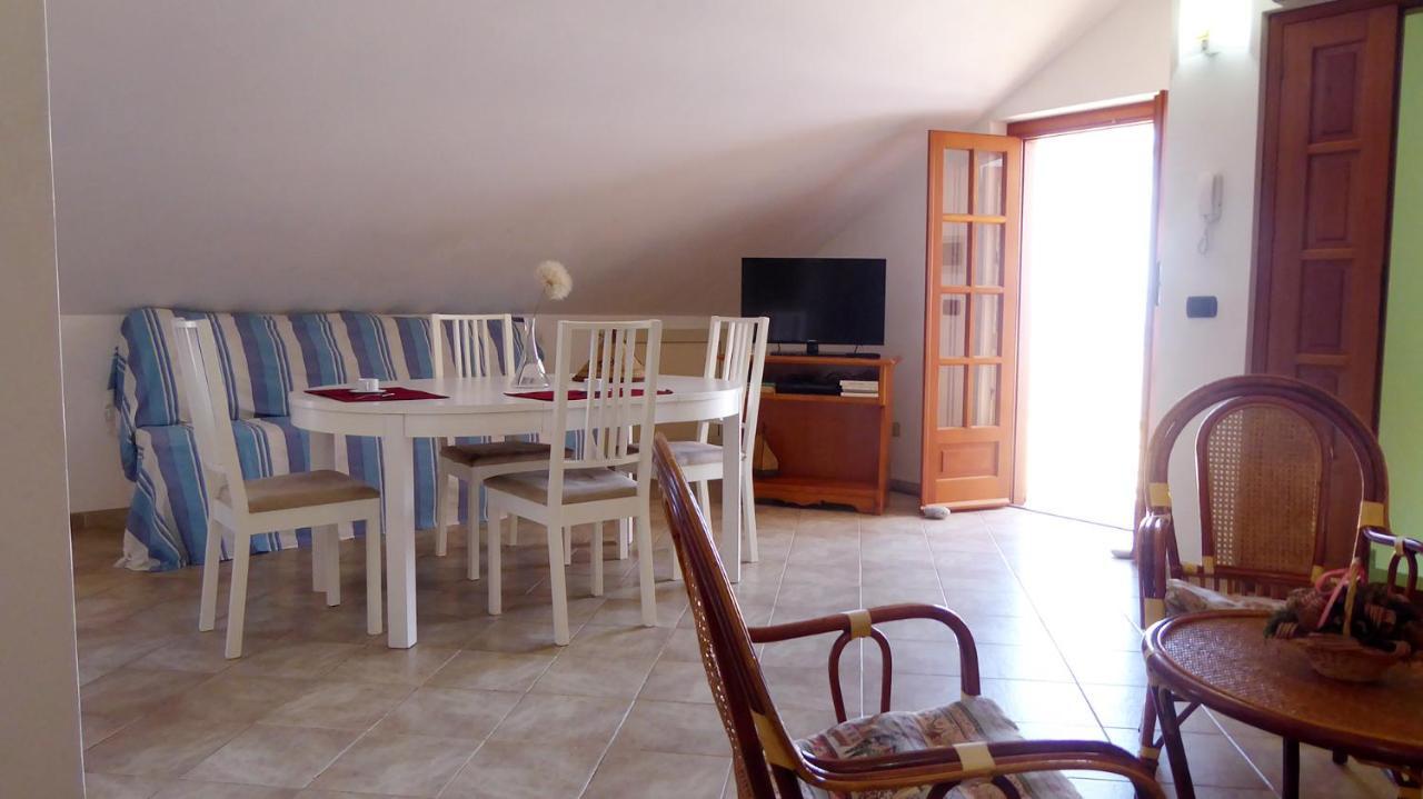 Appartamento Panoramico Santa Domenica 圣多米尼卡 外观 照片