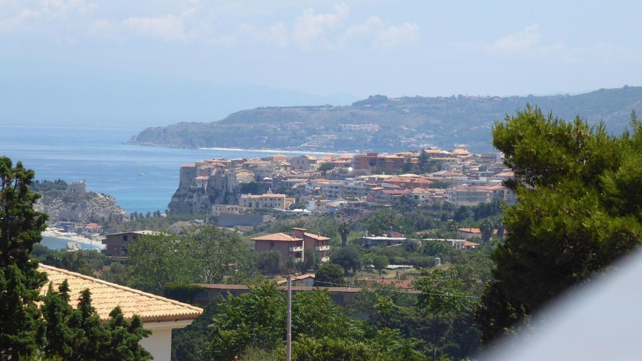 Appartamento Panoramico Santa Domenica 圣多米尼卡 外观 照片