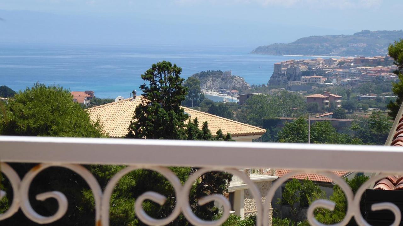 Appartamento Panoramico Santa Domenica 圣多米尼卡 外观 照片