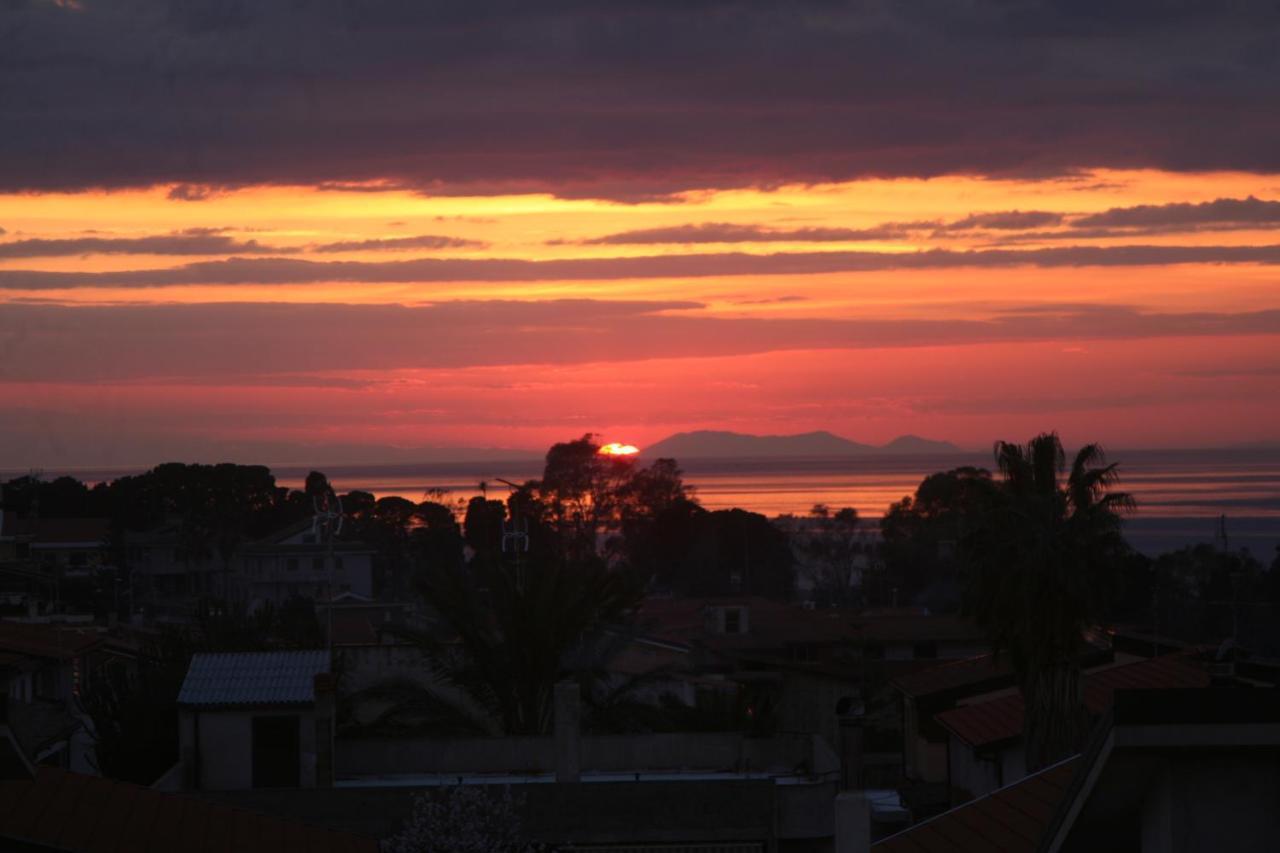 Appartamento Panoramico Santa Domenica 圣多米尼卡 外观 照片